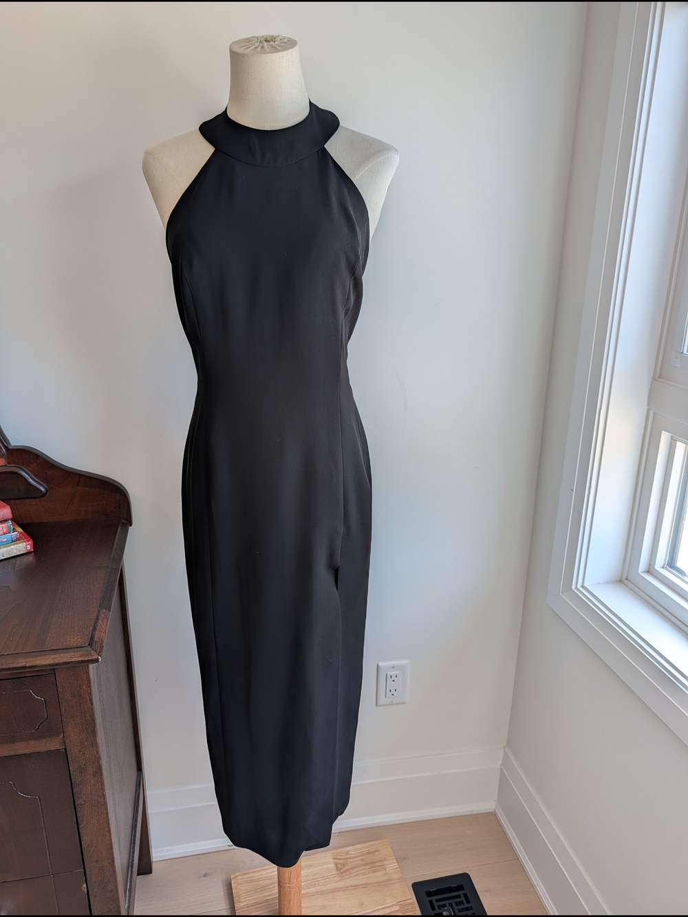 Vintage 1990s Tahari Black Halter-Neck Style Back Detail Midi Dress
